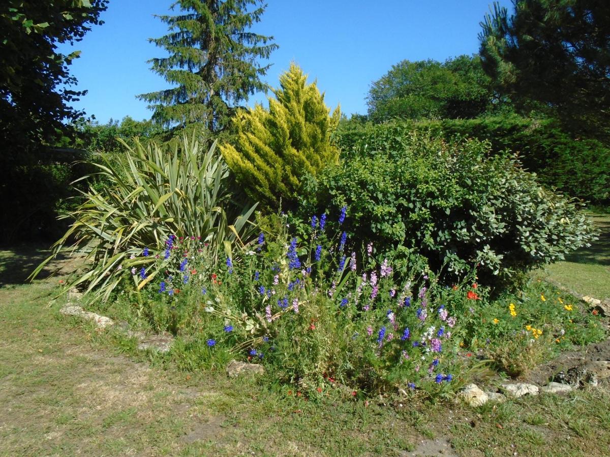 Clos Des Hirondelles Jau-Dignac-et-Loirac Exteriör bild